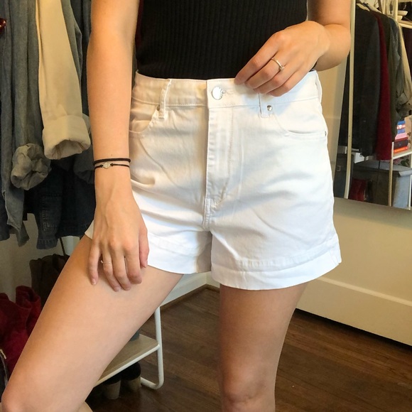 Forever 21 Pants - White Forever 21 high waisted shorts